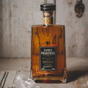 James Martin's - 32 Anos