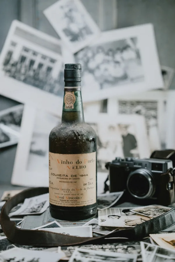 Real Vinícola - Vinho Velho do Porto - Colheita de 1944