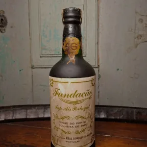 Real Compahia Velha - Fundação TAP Air Portugal - Colheita 1945